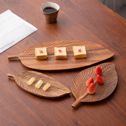 Blattförmiges Serviertablett-Set aus Holz